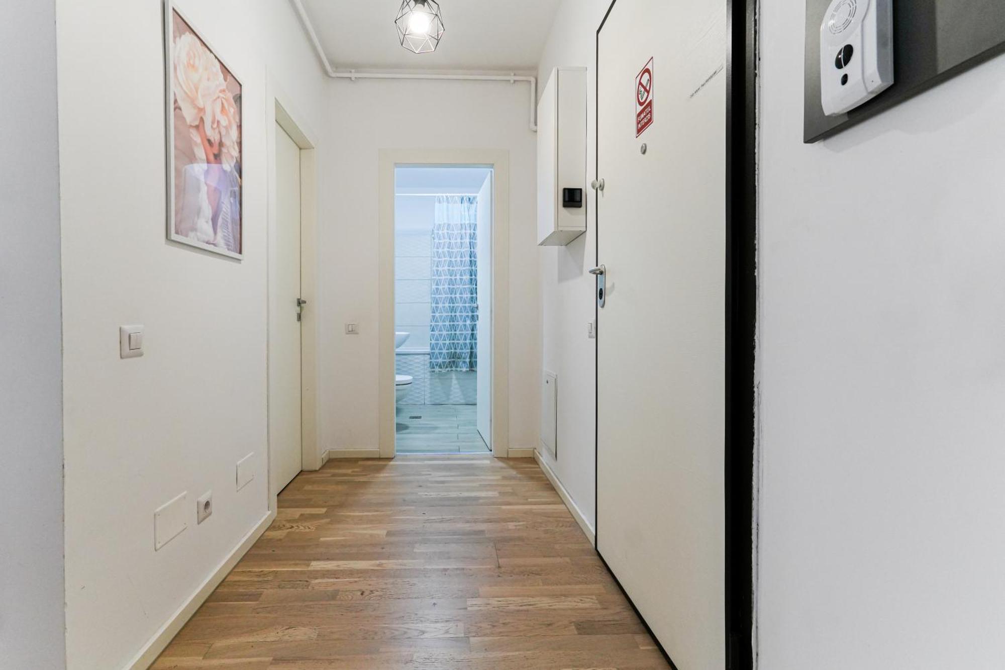 Maria - Modern Apartment With Parking And Workspace Boekarest Buitenkant foto
