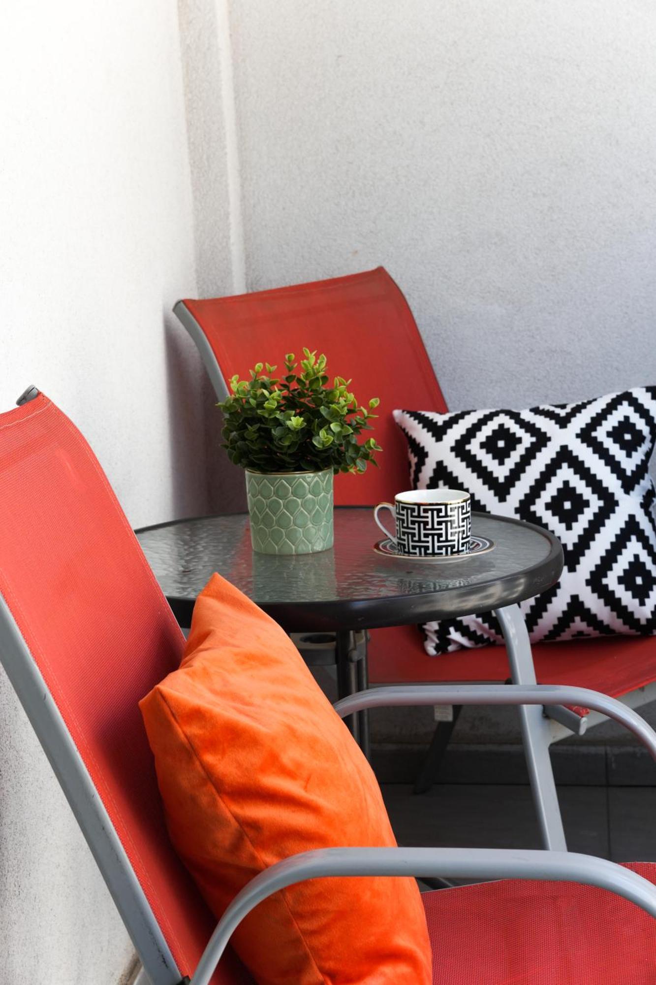Maria - Modern Apartment With Parking And Workspace Boekarest Buitenkant foto